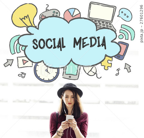 Cloud Bubble Technology Sketch Doodle Concept Cloud Bubble Technology Sketch Doodle Concept 27601296