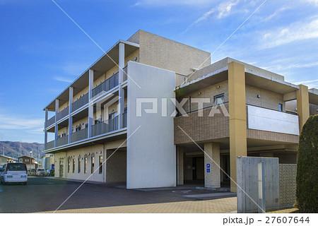 有料老人ホーム 27607644