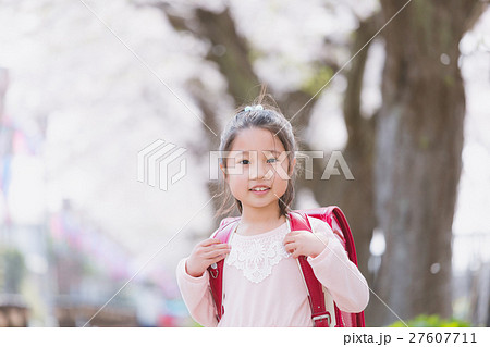 6 years old 27607711