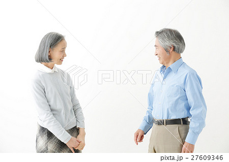 シニア夫婦 27609346