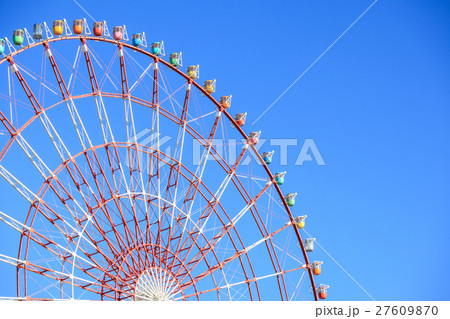 パレットタウンの観覧車と青空 パレットタウンの観覧車と青空 27609870