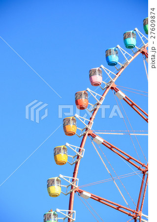 パレットタウンの観覧車と青空 パレットタウンの観覧車と青空 27609874