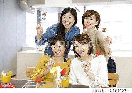 料理教室 スイーツ 記念写真 料理教室 スイーツ 記念写真 27610074