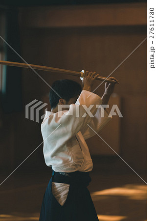 martial artist 27611780