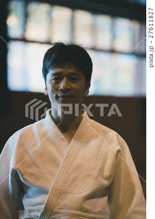 martial artist martial artist 27611827