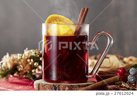 ホットワイン 27612024