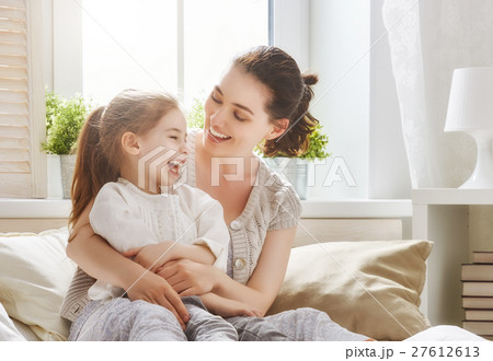 Happy loving family Happy loving family 27612613