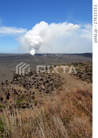 Hawaii Volcanoes National Park, USA.. 27615353