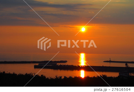 吹浦漁港の夕陽 吹浦漁港の夕陽 27616504