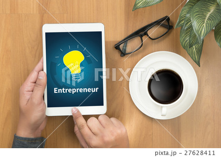 entrepreneur team working  27628411