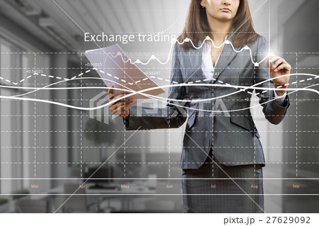 Businesswoman draw diagrams Businesswoman draw diagrams 27629092