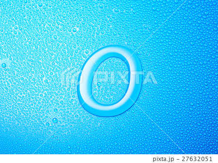 0　数字　水 27632051