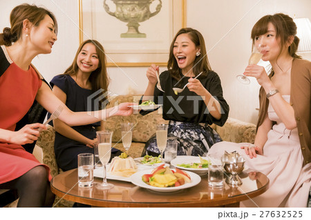 ホテル女子会 パーティー 食事 ホテル女子会 パーティー 食事 27632525