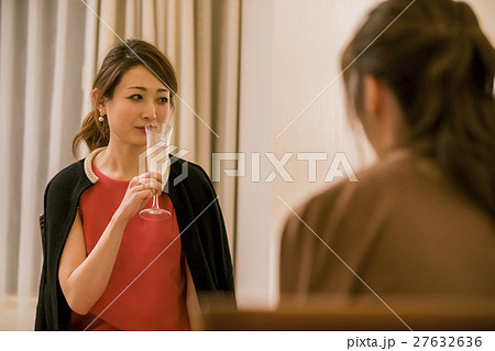 ホテル女子会　シャンパン 27632636