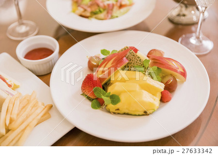 料理　フルーツ　盛り合わせ 27633342