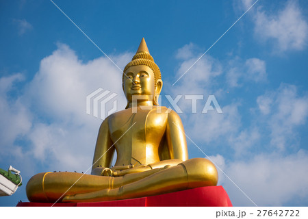 the golden Buddha statue of Thailand. 27642722