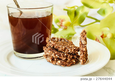 raw cookies with seeds, figs, vegan desserts 27644044