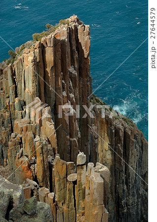 Rugged coastline cliffs Rugged coastline cliffs 27644579