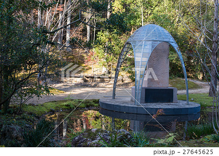 晩秋の五台山竹林寺　四国霊場八十八個所　三十一番札所 27645625
