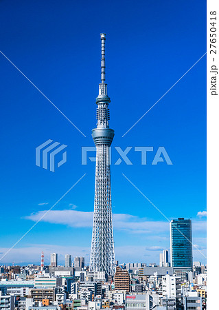 【東京都】スカイツリーと住宅街 27650418
