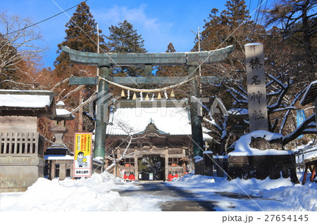 冬の榛名神社　随神門　 27654145