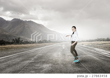 Girl ride skateboard 27663458