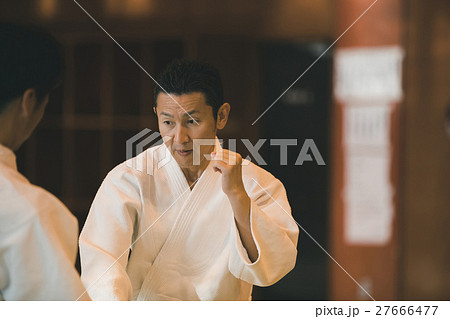 martial artist 27666477