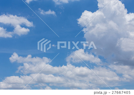 fluffy cloud on clear blue sky background fluffy cloud on clear blue sky background 27667405