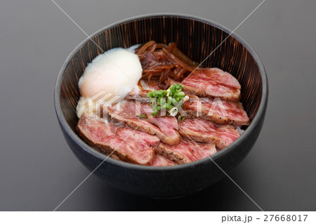 ステーキ丼 27668017