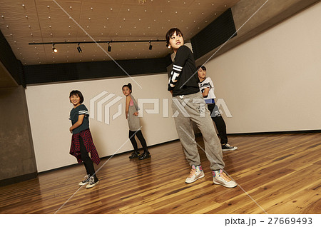 ダンススクール 27669493