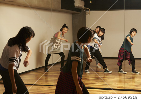 ダンススクール ダンススクール 27669518