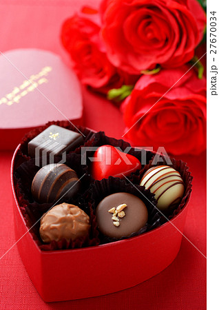 チョコレート ギフトボックスの写真素材