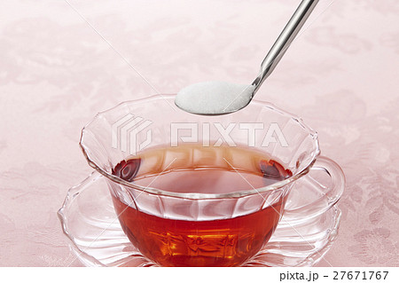 紅茶と砂糖 27671767