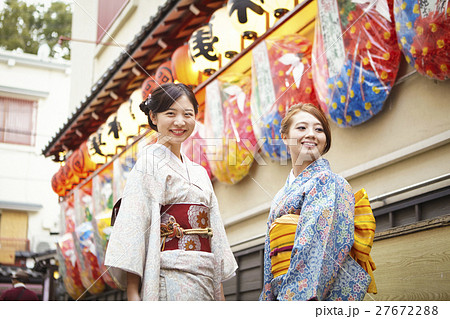 浅草　着物 27672288