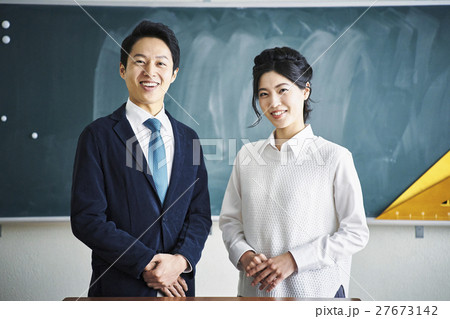 教師 教師 27673142