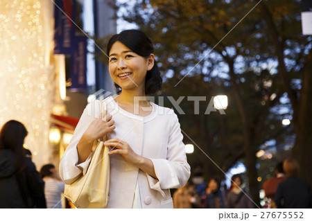 女の子 買い物 デート