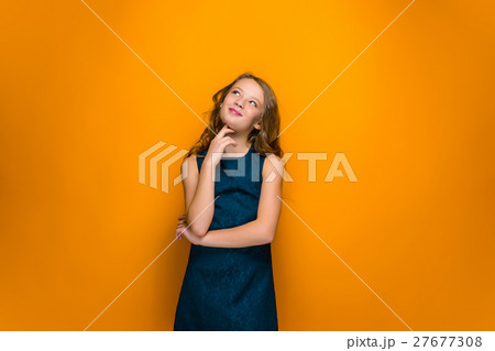 Happy teen girl 27677308