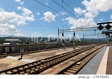 旭川駅構内を撮る。 27679065
