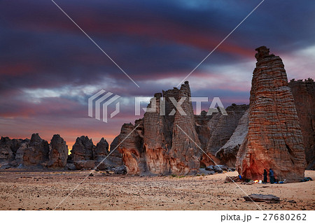 Sahara Desert, Tassili N'Ajjer, Algeria 27680262