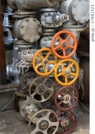 Oil valve in Shop 27681323