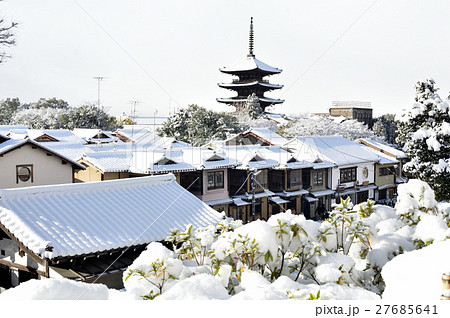 京都八坂の冬景色の写真素材 京都八坂の冬景色の写真素材