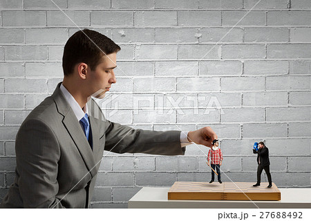 Competition and strategy in business 27688492