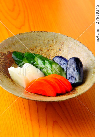 漬物盛り合わせ 27699345