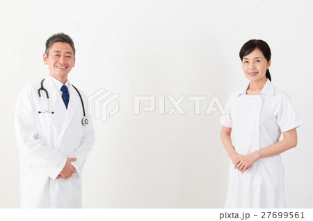 医師と看護師 27699561