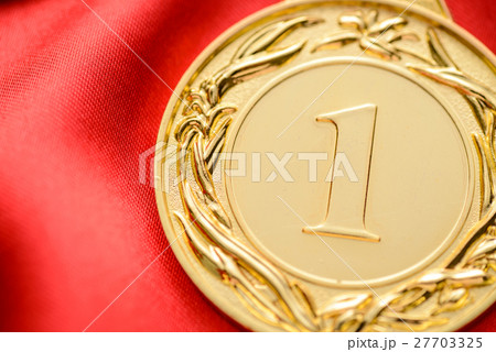 Embossed gold winners medallion Embossed gold winners medallion 27703325