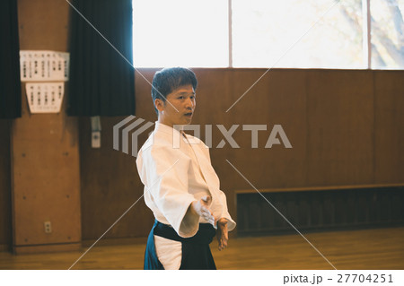 martial artist martial artist 27704251