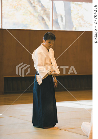 martial artist martial artist 27704256