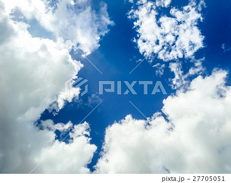 clound blue sky background clound blue sky background 27705051