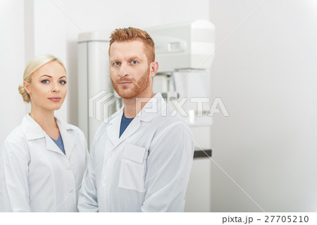 Assured glance of medical workers Assured glance of medical workers 27705210