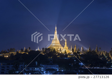 Shwedagon Pagoda of Myanmar with blue sky Shwedagon Pagoda of Myanmar with blue sky 27713126